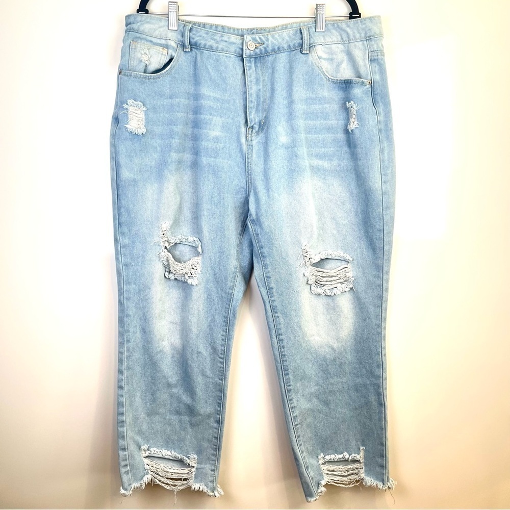5 FOR $20 Light Blue Distressed Women's Mom Jeans